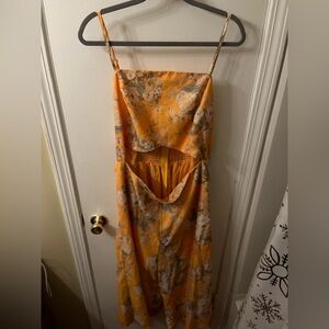 Yellow floral romper perfect for spring and summer!